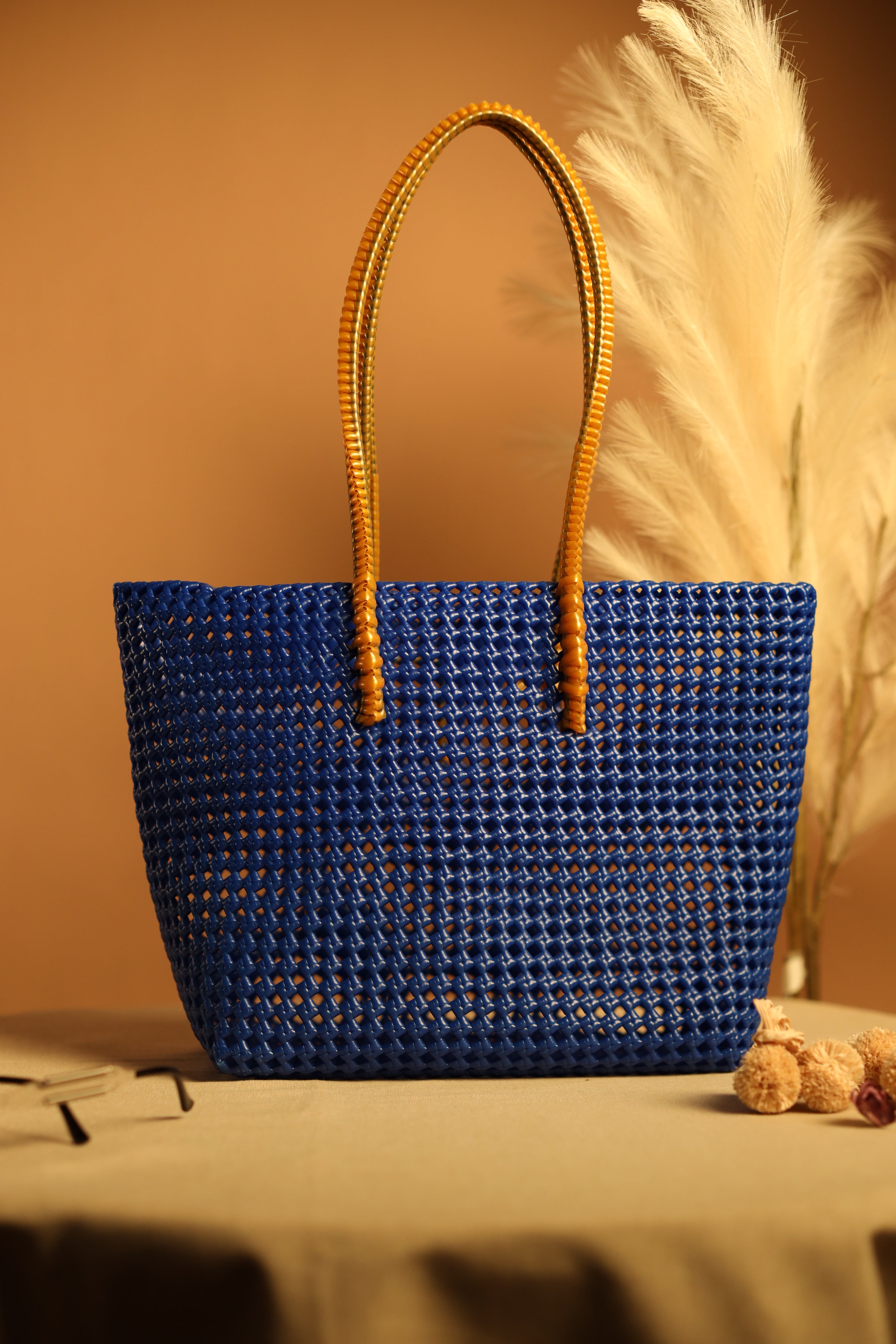 BLUEBERRY HANDBAG