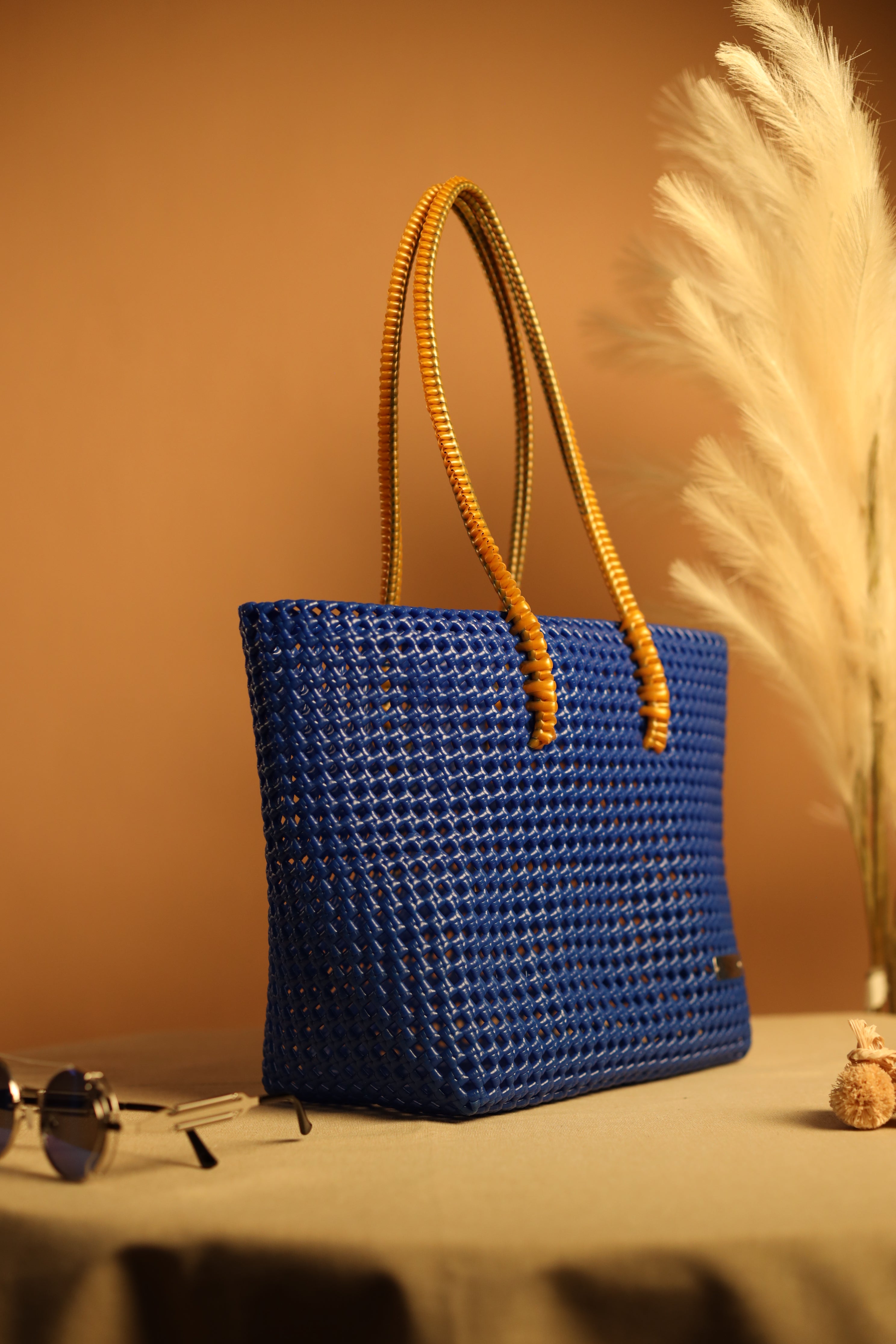 BLUEBERRY HANDBAG